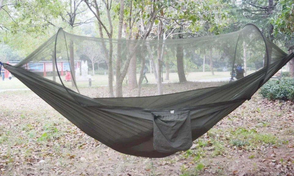 Hamaca para acampar al aire libre con mosquitero