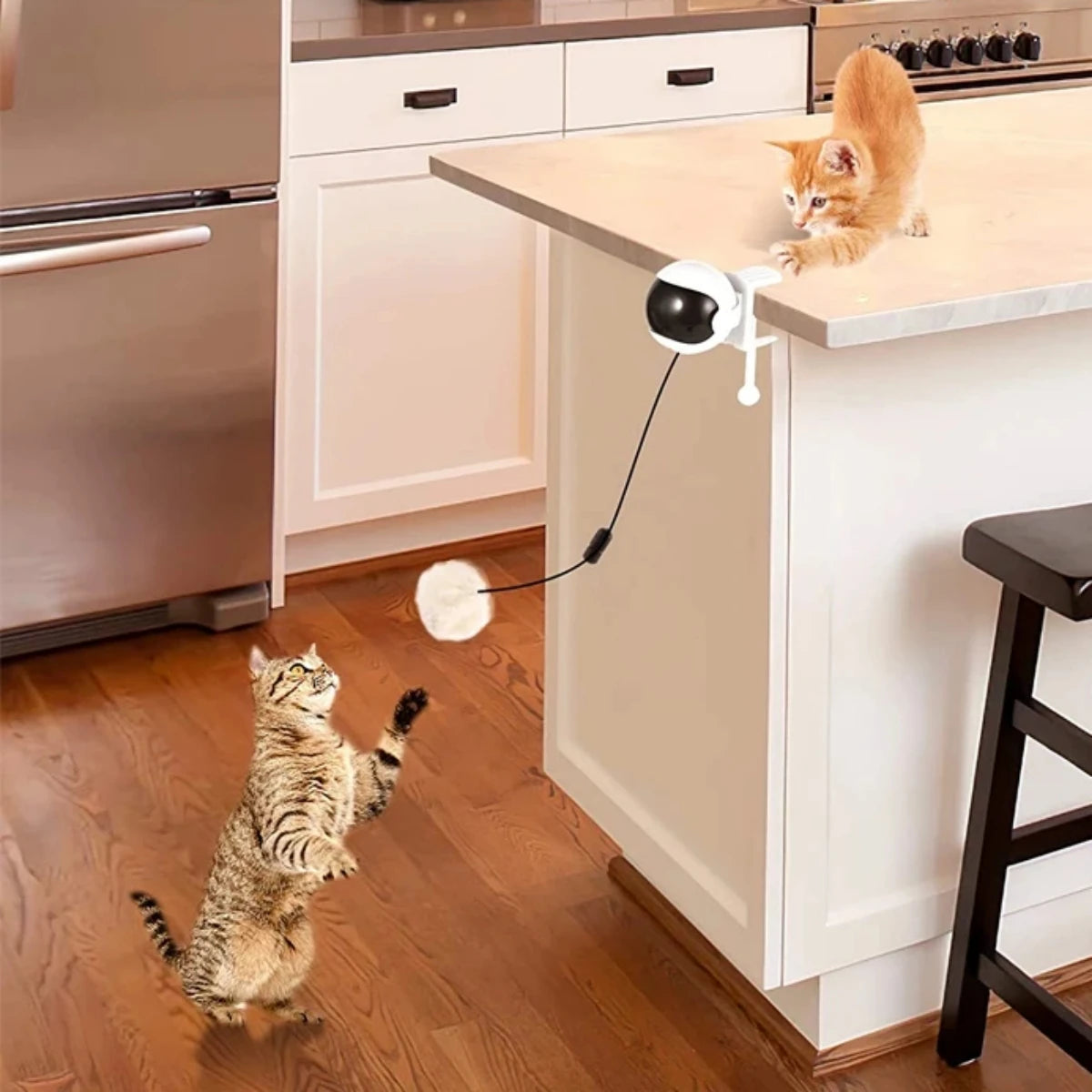 Juego giratorio interactivo para gatos ideal para potenciar el instinto de caza de tu mascotas